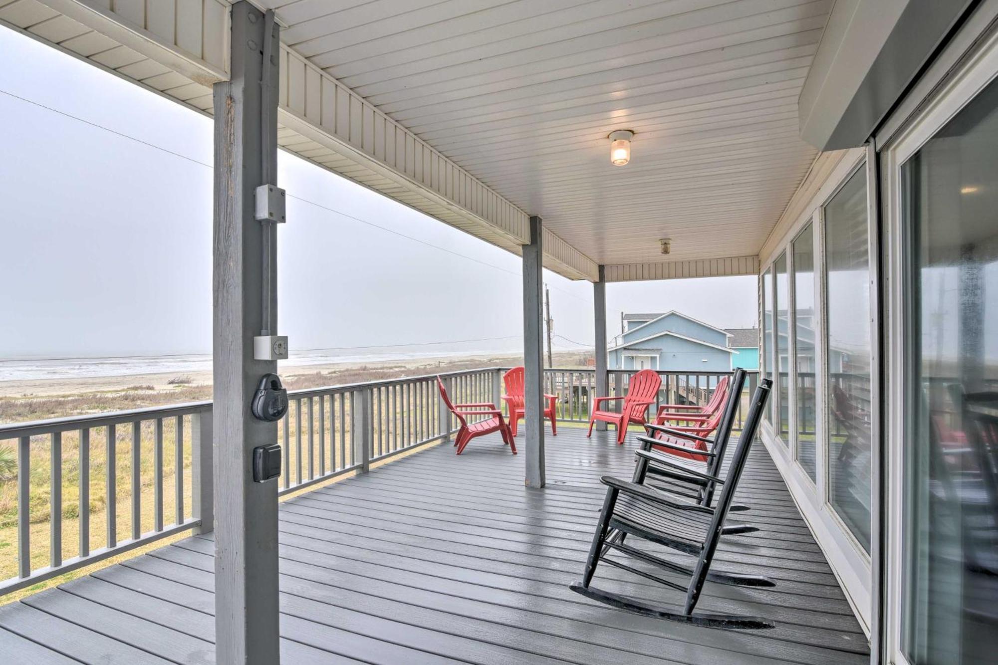 Oceanfront Galveston Home - Walk To Beach! Exterior foto